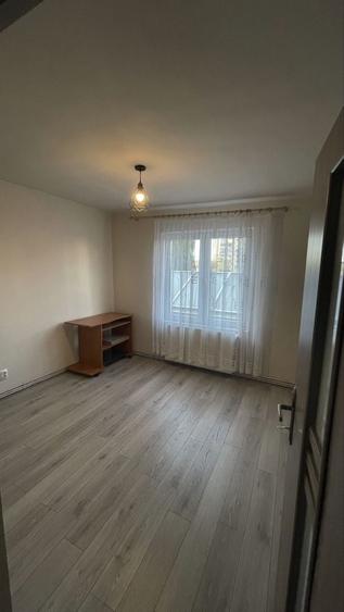 Apartament cu 3 camere decomandat în Tudor Vladimirescu
