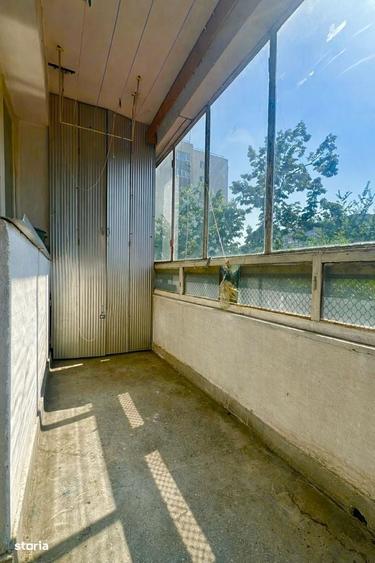 Apartament cu 2 camere decomandat în Drumul Taberei