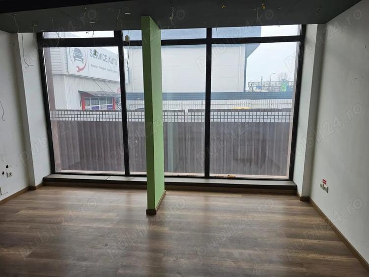 Spațiu comercial, de 50 mp, în Central