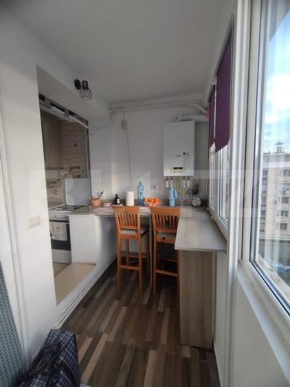 Apartament cu 2 camere decomandat, mobilat în Central