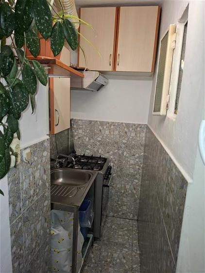 Garsonieră decomandată, mobilată în Fabric