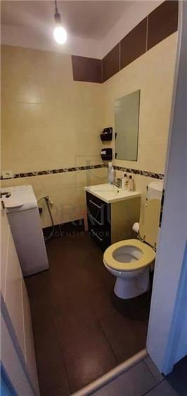 Apartament cu 4 camere decomandat, mobilat în Aradului