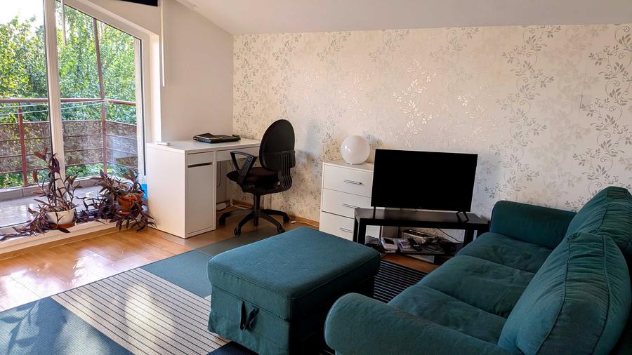 Casă cu 3 camere în Bună Ziua