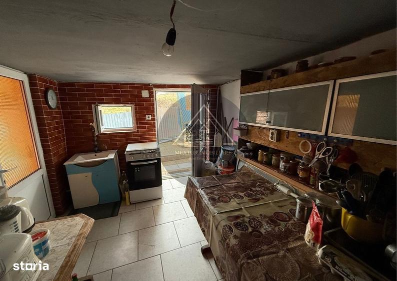 Casă cu 3 camere în Central