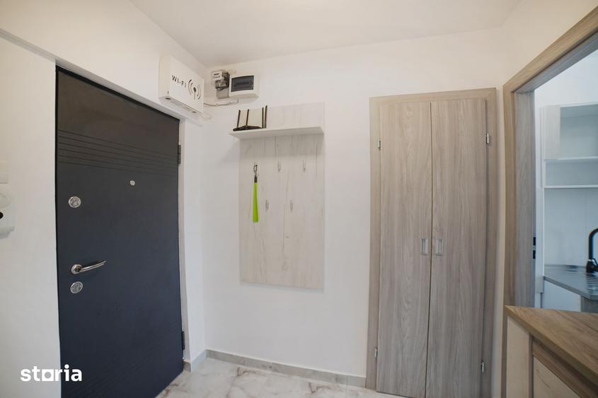 Apartament cu 2 camere semidecomandat în Vatra Luminoasă
