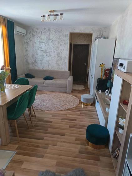 Apartament cu 2 camere semidecomandat în Braytim