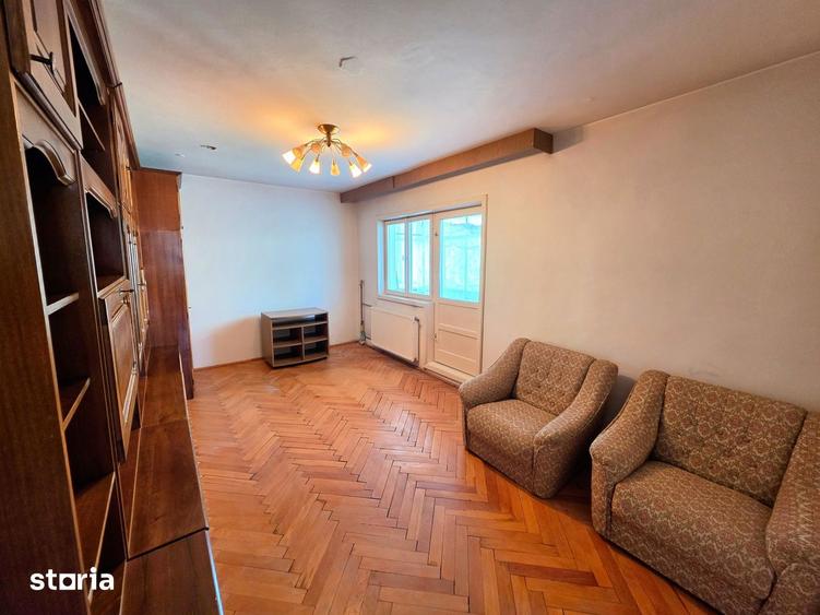 Vand apartament cu 2 camere decomandat in Calea Lipovei 78.000 euro - 8
