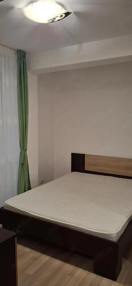Apartament cu 2 camere decomandat în Berceni