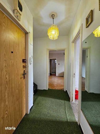 Apartament cu 3 camere semidecomandat în Ultracentral