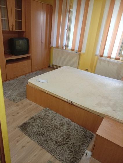 Garsonieră decomandată în Steaua