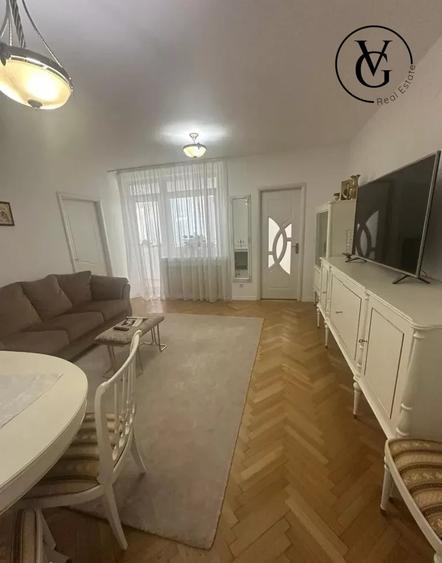 Apartament cu 3 camere semidecomandat, mobilat în Cișmigiu