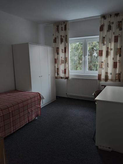 Apartament cu 3 camere decomandat în Dosu Bricii