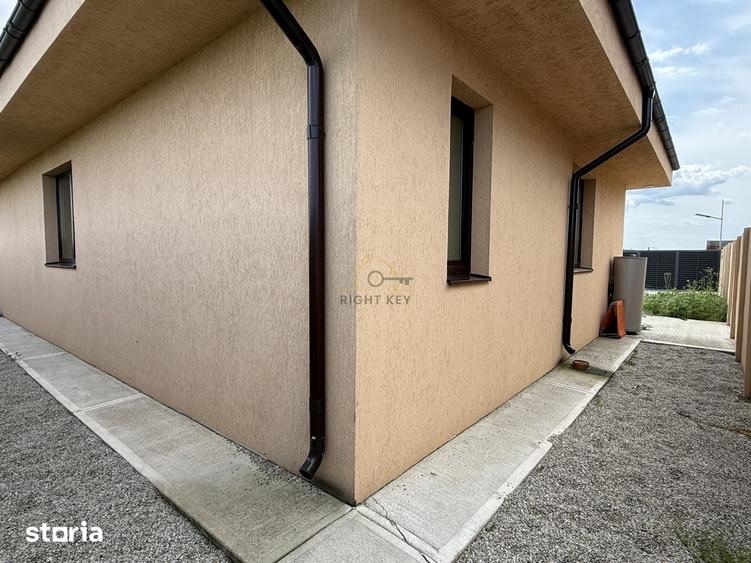 Casă cu 3 camere cu Teren 500 Mp în Domnești