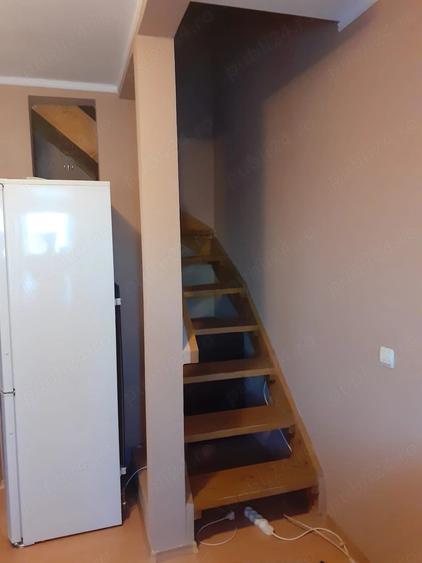 Apartament cu 3 camere decomandat în Ostroveni