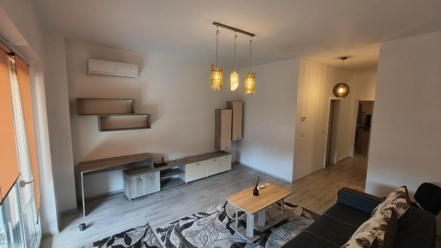 Apartament cu 2 camere decomandat în Aradului