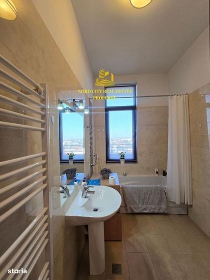 Apartament cu 4 camere în Băneasa