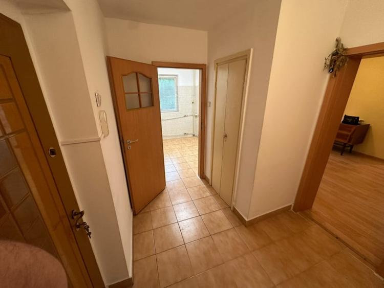 Apartament 2 camere semidecomandat, 47 mp, Etaj 2/4, Nord Pl - 3
