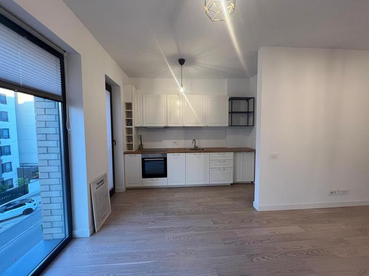 Apartament cu 2 camere semidecomandat în Pipera