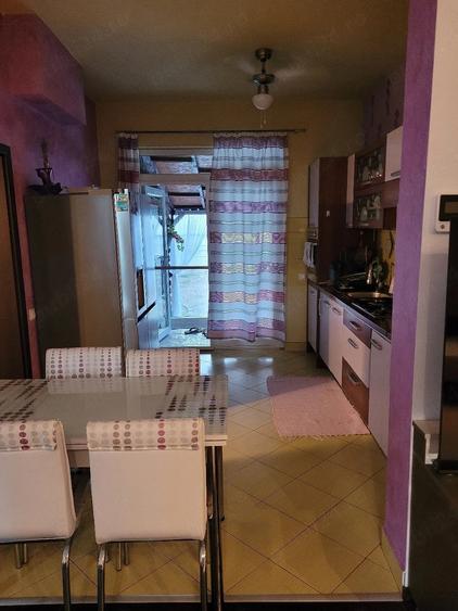 Casă cu Teren 500 Mp în Paleu