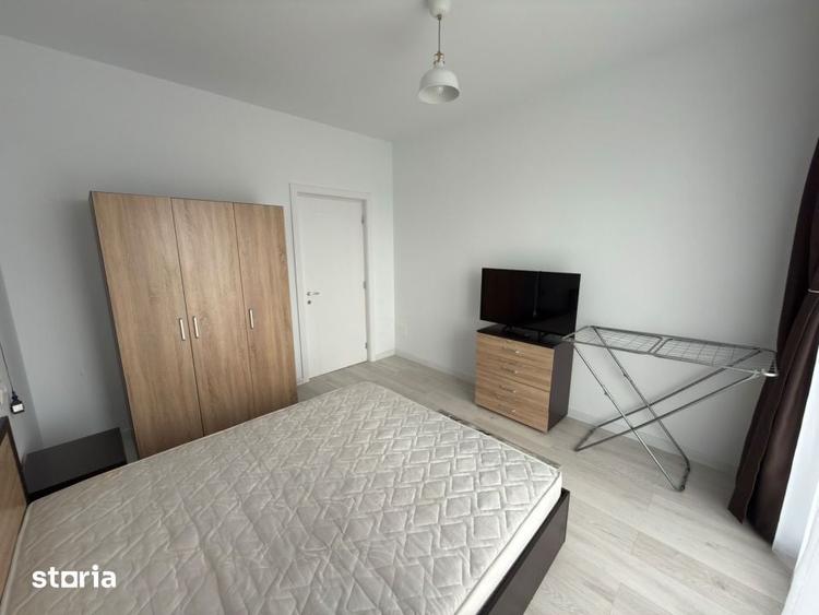 Apartament cu 2 camere decomandat în Xenia