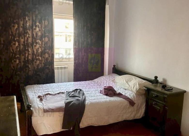 Apartament cu 3 camere decomandat în Sebastian