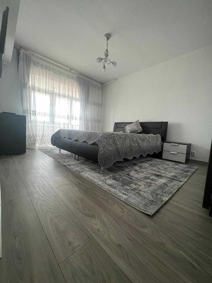 Apartament cu 2 camere semidecomandat în Ultracentral