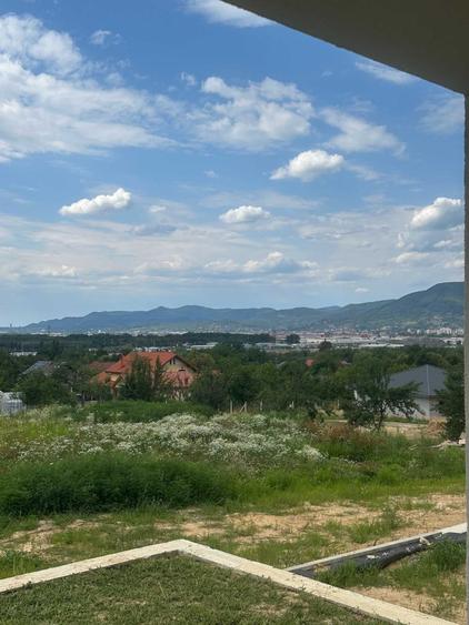 Casă cu 4 camere în Satu Nou de Jos