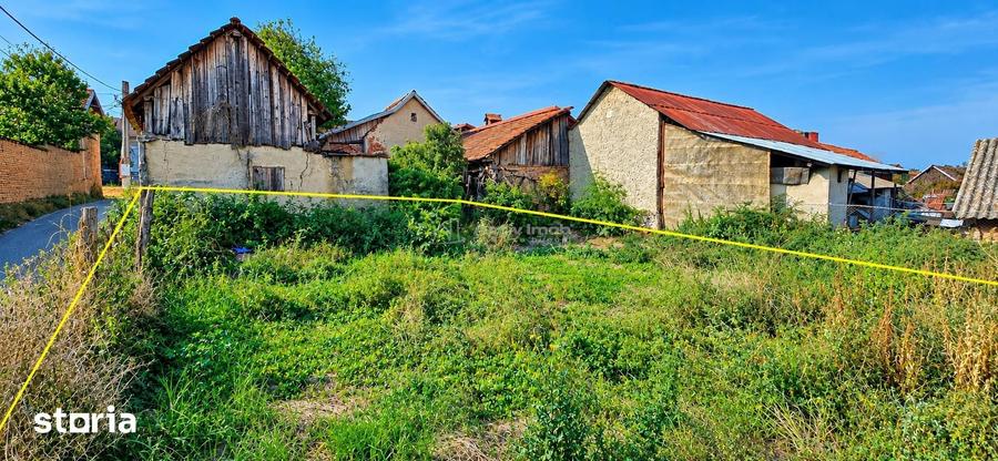 Casă cu 3 camere cu Teren 569 Mp în Bănia