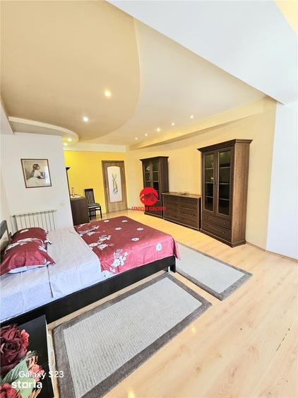 Apartament cu 3 camere în Central