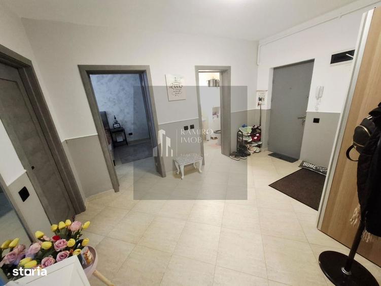 Apartament cu 3 camere decomandat, mobilat în Metalurgiei