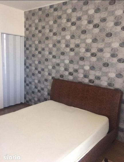 Apartament cu 3 camere, mobilat în Bariera Vâlcii
