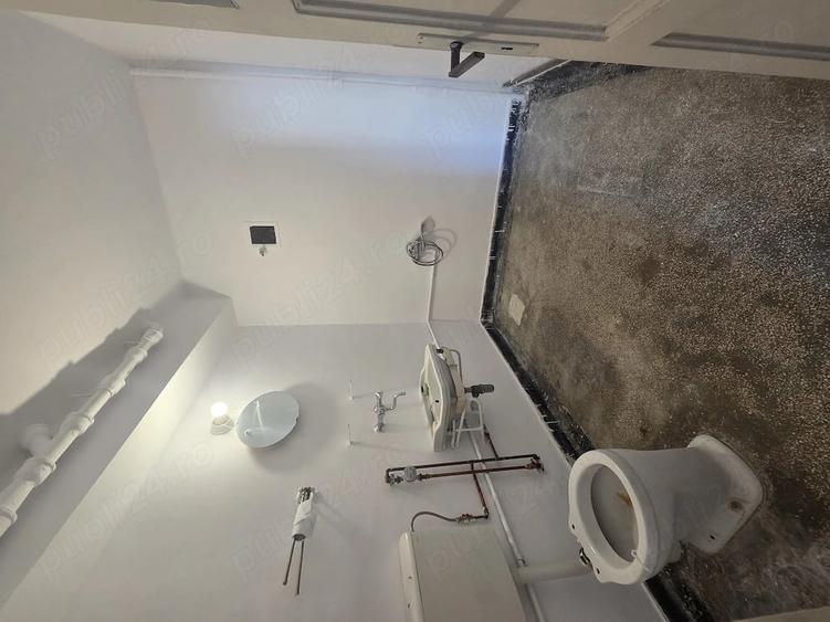 Garsonieră decomandată în Central