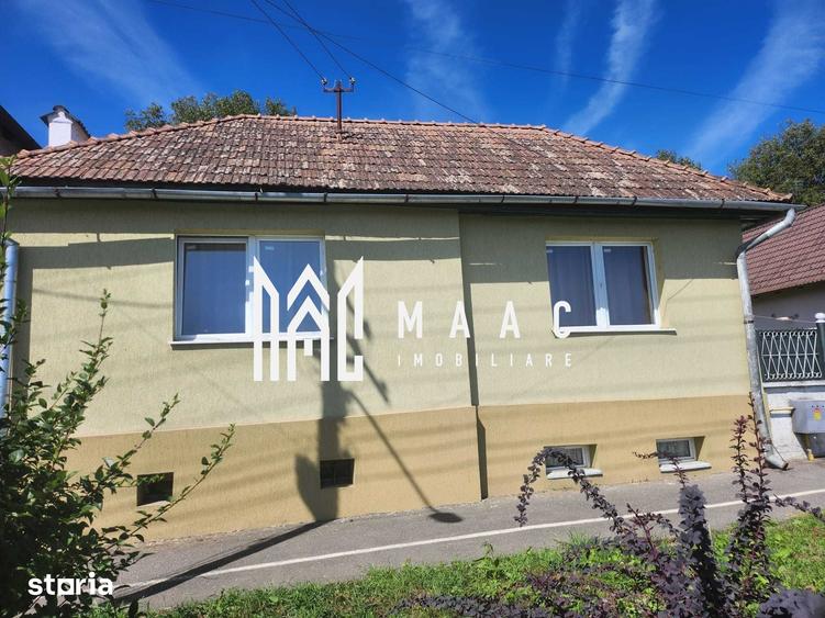 Casă cu 3 camere cu Canalizare în Central