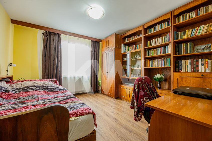 Apartament cu 3 camere semidecomandat în Noua