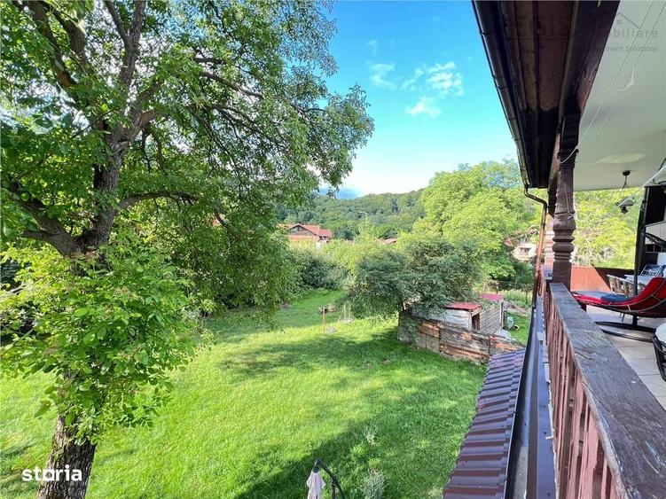 Apartament cu 3 camere decomandat în Noua
