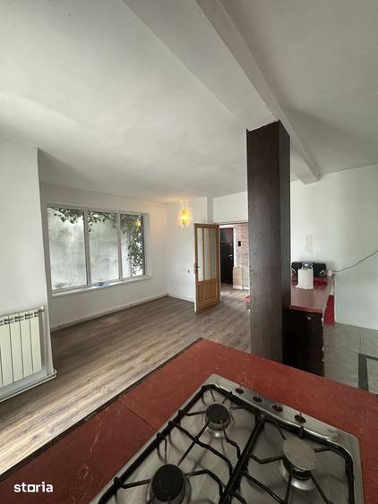 Casă cu 4 camere cu Teren 223 Mp în Cantacuzino