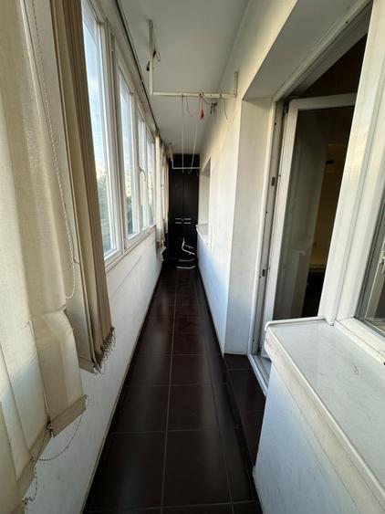 Apartament cu 3 camere decomandat, mobilat în Dristor