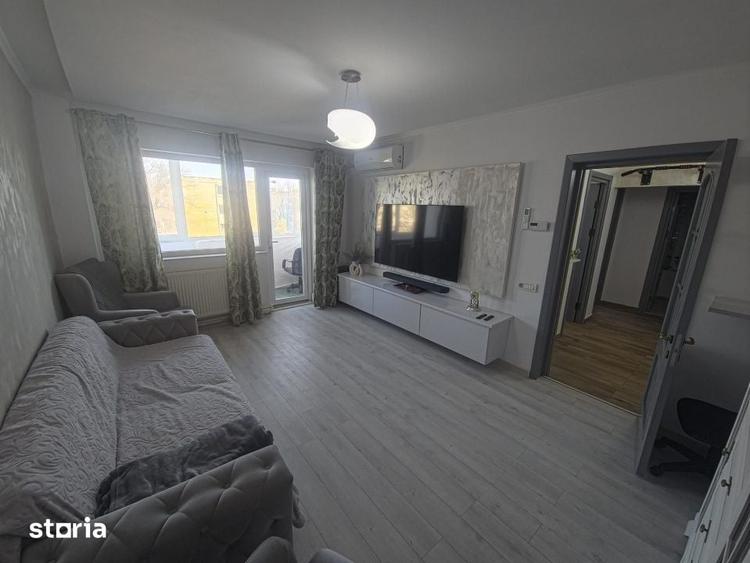 Apartament cu 2 camere decomandat în CET