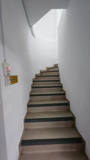 Spațiu comercial, de 200 mp, în Ultracentral
