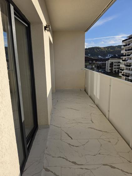 Apartament cu 2 camere semidecomandat în Florești