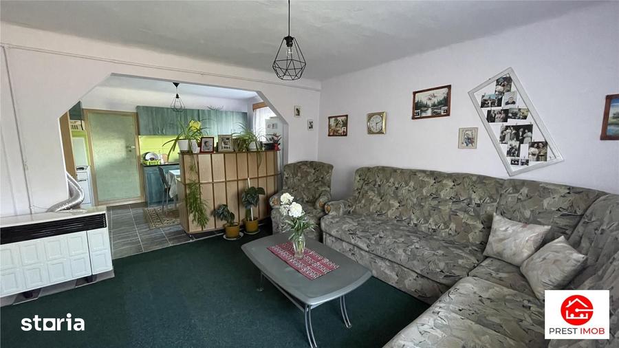Casă cu 4 camere decomandat cu Teren 2500 Mp în Gheorghe Doja