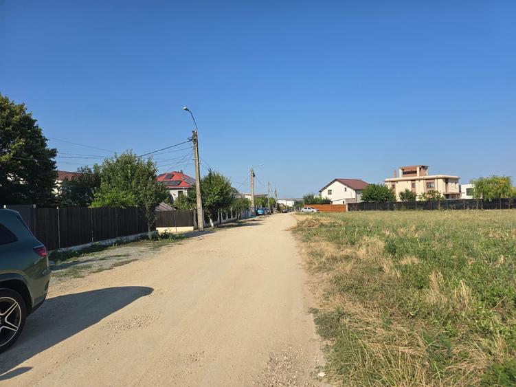 Teren Construcții intravilan de 20000 mp, în Lazu