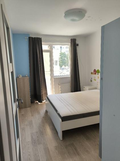 Apartament cu 2 camere decomandat în Runcu