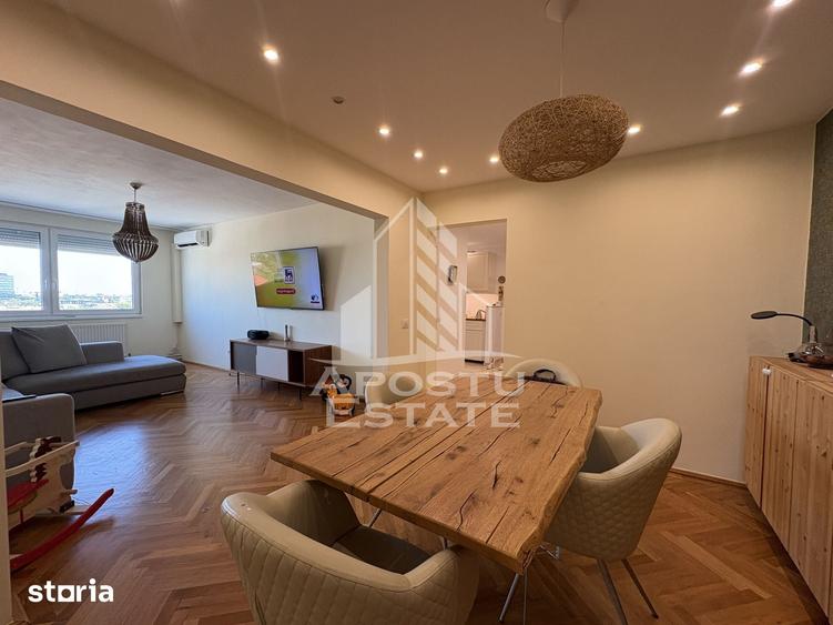 Apartament cu 3 camere decomandat în Punctele Cardinale