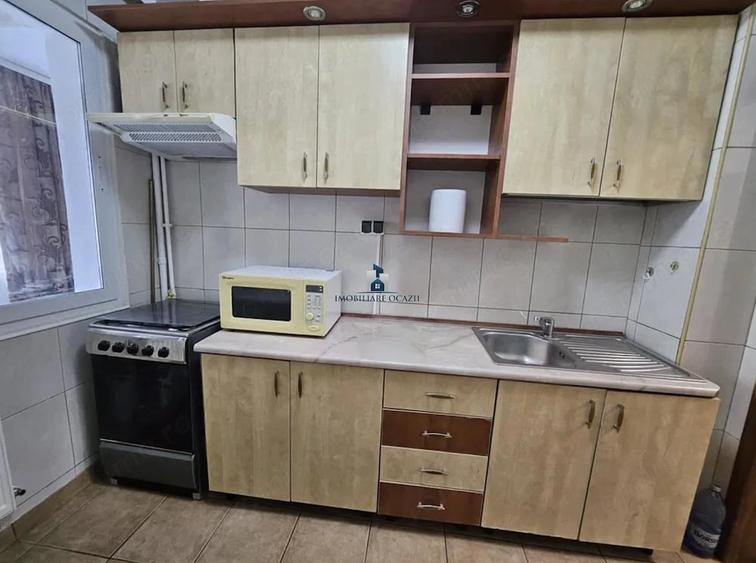 Apartament cu 2 camere decomandat în Berceni