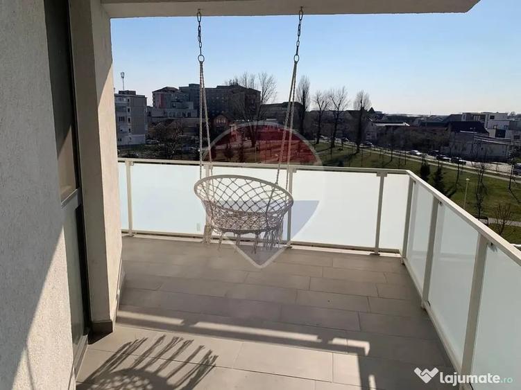 Apartament cu 3 camere decomandat în Lotus