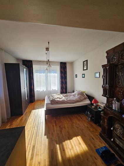 Casă individuală cu 5 camere cu Teren 342 Mp în Petrești