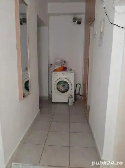 Garsonieră decomandată în Gară