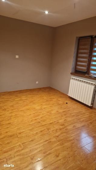 Apartament cu 2 camere în Brăești