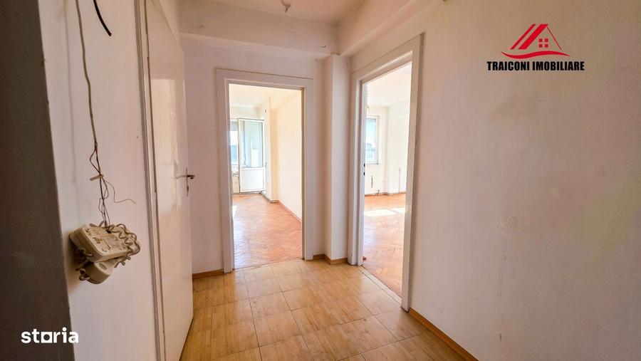 Apartament cu 3 camere decomandat în Ultracentral